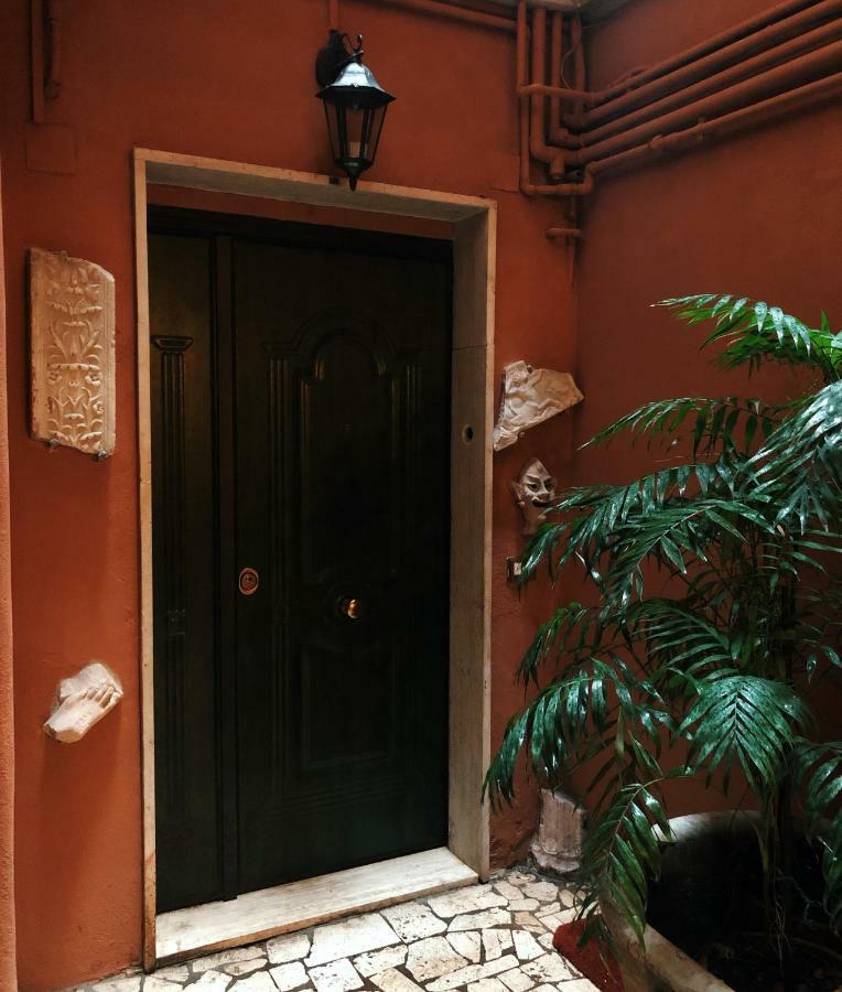 Spagna Gregoriana 46 ローマ エクステリア 写真